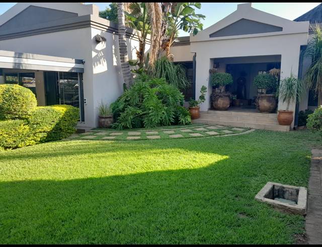4 BEDROOM HOUSE FOR SALE IN BO-DORP